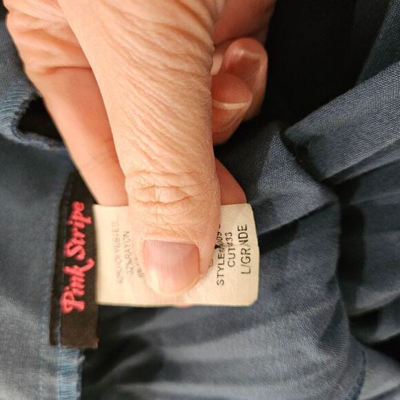 Vintage 90s Pleated Knee-Length Blue Flare High Waist Skirt. Size Large. - Picture 5 of 6